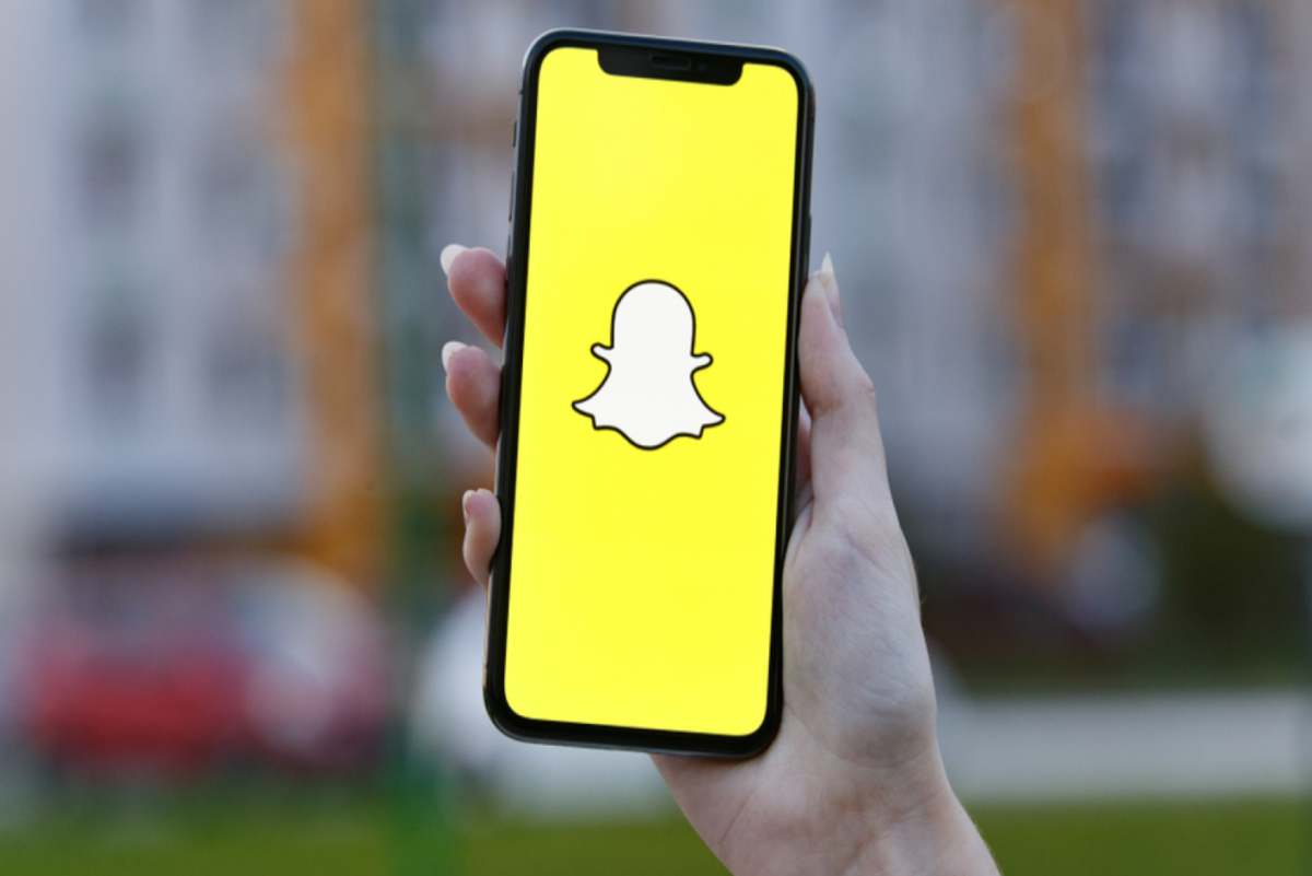 What Does The X Mean On Snapchat? & Why It’s A Secret Mark Of Honor?